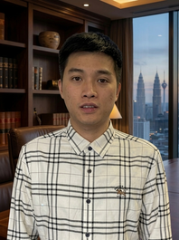 Mingkeng Li